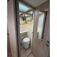 Rapido 696F 9T-Automaat 160PK Queensbed Face To Face Lift-Fietsenrek Foto #24