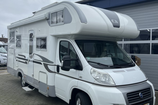 Tweedehands Adria campers camper kopen