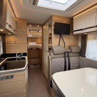 Dethleffs Globebus GT T007 9-T Automaat 160PK Queensbed Luifel Schotel Foto #10