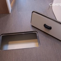 Carthago C1-Tourer T 143 KB-LE 170pk Automaat | Lithium | Omvormer | Zeer Luxe | AL-KO Chassis | Lengtebedden | Buitendouche | Dubbele bodem | Foto #31