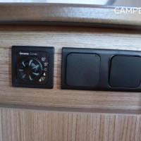 Carado T135 140pk Automaat | Lithium | Omvormer | Zonnepanelen | HEO safe extra sloten | Avtex 5G router | Fietsendrager | Frans bed | 5.95M | Foto #19