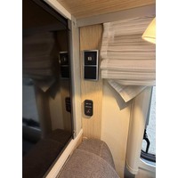 Hymer B580 MC 177PK Enkele Bedden 2X Airco Zonnepanelen Trekhaak Bearlock Foto #29