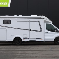 Etrusco T6.9 SF Complete Selection 155pk | Lengtebedden | Luifel | Grote Garage | Achteruitrijcamera | Lichtmetalen Velgen | Foto #22