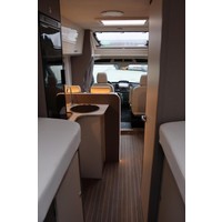 Etrusco T6.9 SF Complete Selection 155pk | Lengtebedden | Luifel | Grote Garage | Achteruitrijcamera | Lichtmetalen Velgen | Foto #38