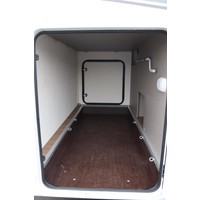 Etrusco T6.9 SF Complete Selection 155pk | Lengtebedden | Luifel | Grote Garage | Achteruitrijcamera | Lichtmetalen Velgen | Foto #13