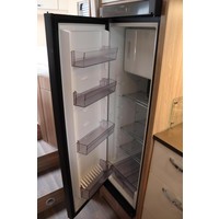 Burstner  Ixeo Time 726 G 165pk | 5e zitplaats | Zonnepanelen | Hefbed | Achteruitrijcamera| Thule lift fietsendrager | Lengtebedden | Bearlock | Foto #39