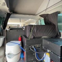 Volkswagen campers KOMBI originele Caravelle uitvoering uit 2017 Foto #3