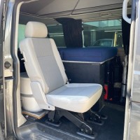 Volkswagen campers KOMBI originele Caravelle uitvoering uit 2017 Foto #5