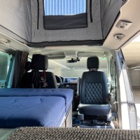 Volkswagen campers KOMBI originele Caravelle uitvoering uit 2017 Foto #8