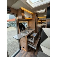 Weinsberg 600MEG Pepper 9-T Automaat 180PK 2X Airco Seitz Luifel Foto #16