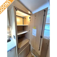 Dethleffs Globetrotter Esprit 5880 I uit 2004 Foto #12