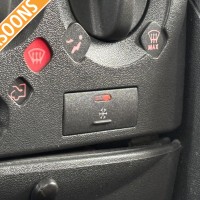 Dethleffs Globetrotter Esprit 5880 I uit 2004 Foto #16