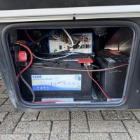 Hymer B 674 SL Automaat Enkele Bedden E&amp;P Level Boven kasten Foto #4