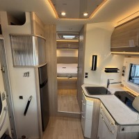 Rapido 696F 9T-Automaat 160PK Queensbed Face To Face Lift-Fietsenrek Foto #18