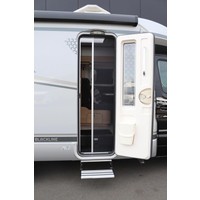 Hymer BMC-T 600 Blackline 170pk Automaat | Zonnepanelen | Lithium | Omvormer | Lengtebedden | Adaptive Cruise | Bearlock | Foto #30