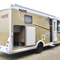 Pilote campers G740C uit 2015 Foto #3