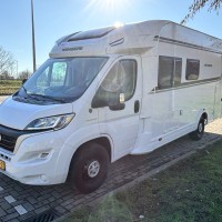 Weinsberg campers | Carasuite | 650MG | FIAT Ducato 140pk | 5 pers. | uit 2022 Foto #4