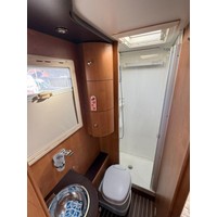 Rapido 7086F 1 eigenaar in prima staat Foto #7