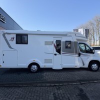 Rapido 686 F Euro6 Queensbed 2X Airco Zonnepaneel Luifel Fietsenrek Foto #22