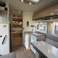 Rapido 686 F Euro6 Queensbed 2X Airco Zonnepaneel Luifel Fietsenrek Foto #26