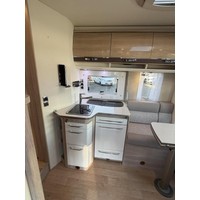 Rapido 686 F Euro6 Queensbed 2X Airco Zonnepaneel Luifel Fietsenrek Foto #31