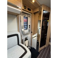 Knaus 700MEG Platinum 9T-Automaat Enkele Bedden Lithium Zonnepaneel Omvormer Foto #3