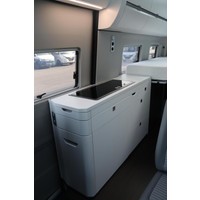 Volkswagen Grand California 177pk Automaat | Bearlock | SOG ventilatie | Lengtebedden | Luifel | Trekhaak | Buitendouche | Foto #38