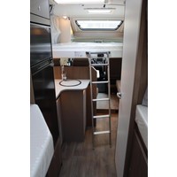 Carado T448 140pk Automaat | Pro + pakket | Hefbed | Nieuw uit voorraad leverbaar | Luifel | Lengtebedden | Grote garage | Panoramaraam boven cabine | Foto #36