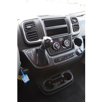 Carado T448 140pk Automaat | Pro + pakket | Hefbed | Nieuw uit voorraad leverbaar | Luifel | Lengtebedden | Grote garage | Panoramaraam boven cabine | Foto #9