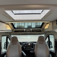 Karmann  Davis 620 Lifestyle 9T-Automaat Enkele Bedden 2X Airco Skyroof Foto #3