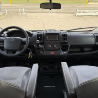 Capron Sunlight V60 Luifel Zonnepaneel Trekhaak 595CM !!!!! Foto #6