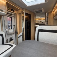 Knaus 700MEG Platinum 9T-Automaat Enkele Bedden Lithium Zonnepaneel Omvormer Foto #10