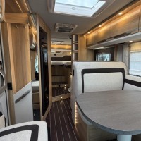 Knaus 700MEG Platinum 9T-Automaat Enkele Bedden Lithium Zonnepaneel Omvormer Foto #11