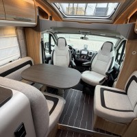 Knaus 700MEG Platinum 9T-Automaat Enkele Bedden Lithium Zonnepaneel Omvormer Foto #15