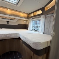 Knaus 700MEG Platinum 9T-Automaat Enkele Bedden Lithium Zonnepaneel Omvormer Foto #20