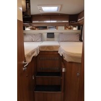 Carthago C-TOURER I 149 LE 150pk Automaat | Omvormer | Zonnepanelen | Hefbed | Dubbele bodem | Maxxfan | Lengtebedden | Dubbele huishoudaccu | Gescheiden douche | Foto #43