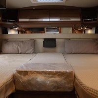 Carthago C-TOURER I 149 LE 150pk Automaat | Omvormer | Zonnepanelen | Hefbed | Dubbele bodem | Maxxfan | Lengtebedden | Dubbele huishoudaccu | Gescheiden douche | Foto #45