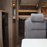 Carado T338 165pk Automaat | BR Systeem | LPG installatie | Lengtebedden | Omvormer | Lithium | Oven | Zonnepanelen | Bearlock | Edition25 | Foto #31