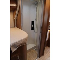 Carthago C-TOURER I 149 LE 150pk Automaat | Omvormer | Zonnepanelen | Hefbed | Dubbele bodem | Maxxfan | Lengtebedden | Dubbele huishoudaccu | Gescheiden douche | Foto #22