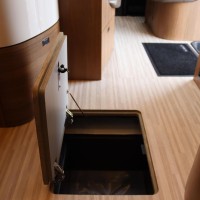 Carthago C-TOURER I 149 LE 150pk Automaat | Omvormer | Zonnepanelen | Hefbed | Dubbele bodem | Maxxfan | Lengtebedden | Dubbele huishoudaccu | Gescheiden douche | Foto #42