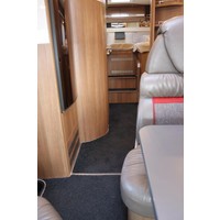 Carthago C-TOURER I 149 LE 150pk Automaat | Omvormer | Zonnepanelen | Hefbed | Dubbele bodem | Maxxfan | Lengtebedden | Dubbele huishoudaccu | Gescheiden douche | Foto #44