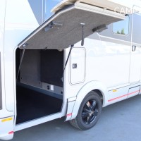 Niesmann+bischoff iSmove 6.9E Clou Line 160pk Automaat | 7 meter | Unieke kleurstelling | Sonos | Zonnepanelen | Omvormer | Hefbed | Foto #27