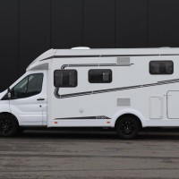 Etrusco T6.9 SF Complete Selection 155pk | Lengtebedden | Luifel | Grote Garage | Achteruitrijcamera | Lichtmetalen Velgen | Foto #2