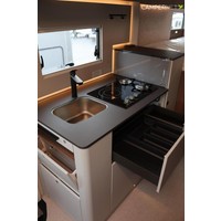 LMC Cruiser 740 EL 140pk Automaat | Nieuw model! | Lengtebedden | Dieselverwarming | Nieuw uit voorraad leverbaar | Foto #12