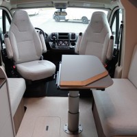 Lmc Cruiser 750 EF 180pk Automaat | Dieselverwarming | Face to face | LED Koplampen | Lengtebedden | Gescheiden douche | Nieuw uit voorraad leverbaar | Foto #7