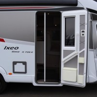 Burstner  Ixeo Time 726 G 165pk | 5e zitplaats | Zonnepanelen | Hefbed | Achteruitrijcamera| Thule lift fietsendrager | Lengtebedden | Bearlock | Foto #4