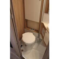 Burstner  Ixeo Time 726 G 165pk | 5e zitplaats | Zonnepanelen | Hefbed | Achteruitrijcamera| Thule lift fietsendrager | Lengtebedden | Bearlock | Foto #17