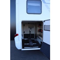 Hymer BMC-T 580 170pk Automaat | Lithium | Zonnepanelen | Omvormer | Luifel | Adaptive Cruise | Veloslide | Foto #31