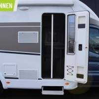 Carado T338 165pk Automaat | BR Systeem | LPG installatie | Lengtebedden | Omvormer | Lithium | Oven | Zonnepanelen | Bearlock | Edition25 | Foto #4