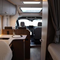 Carado T338 165pk Automaat | BR Systeem | LPG installatie | Lengtebedden | Omvormer | Lithium | Oven | Zonnepanelen | Bearlock | Edition25 | Foto #19